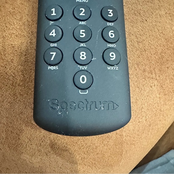 Spectrum Cable Universal Remote Control (model SR-002-R) - Picture 5 of 5